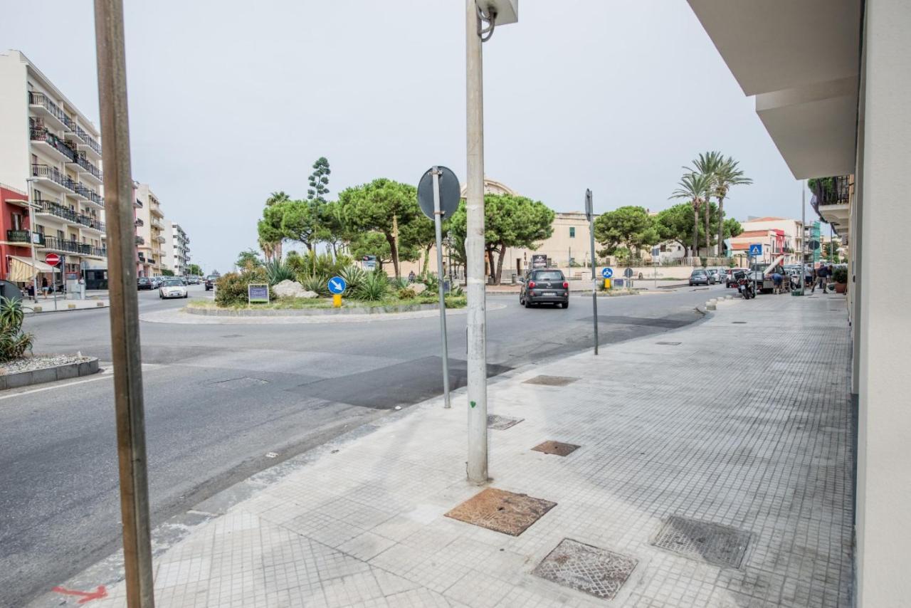 Home Square Milazzo Exterior foto